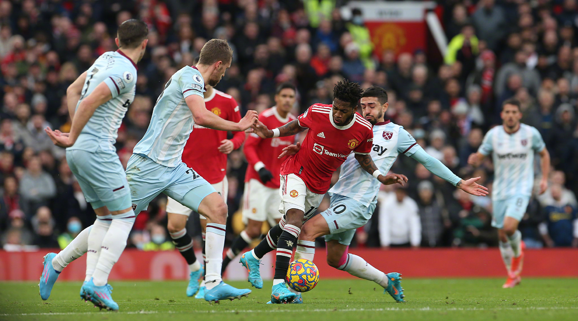 這位年輕的 這位年輕的